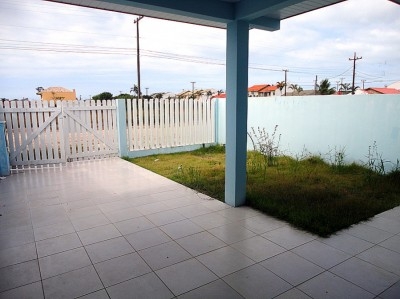 Casa na praia de guaratuba pr em Curitiba  Casa / chalé  55864