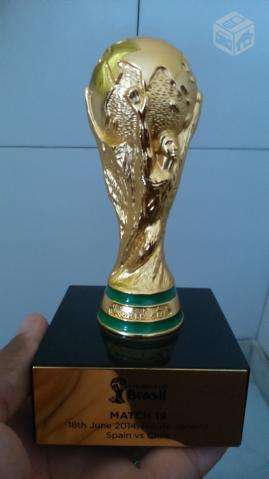 Réplica oficial fifa taça copa do mundo 2014 jogo camarões ...